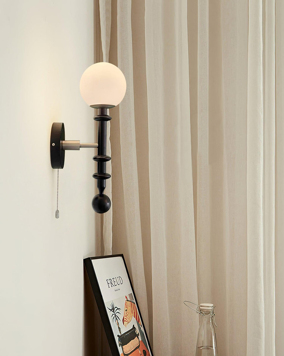Velno Wall Lamp