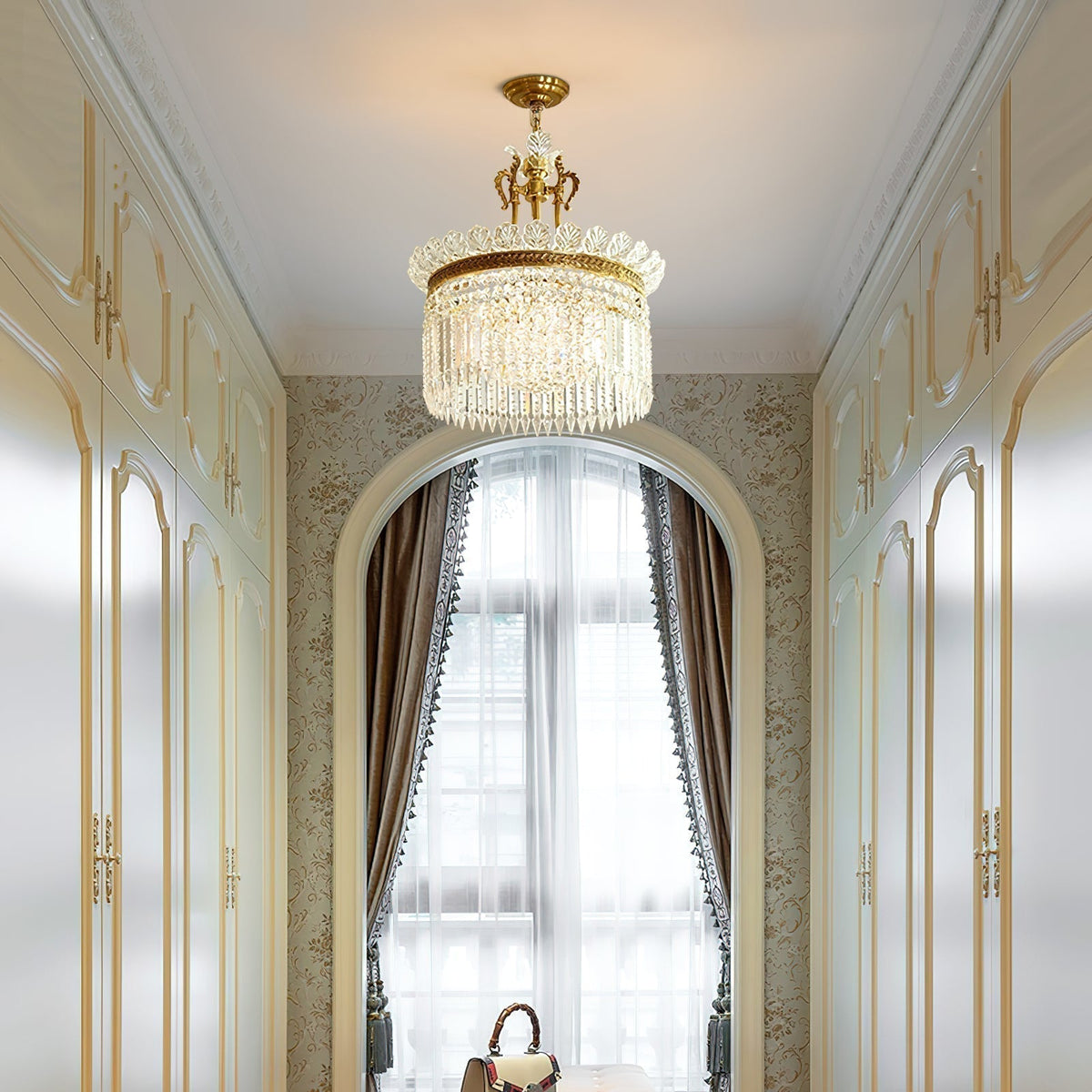 Cabopen Chandelier Brass & Crystal