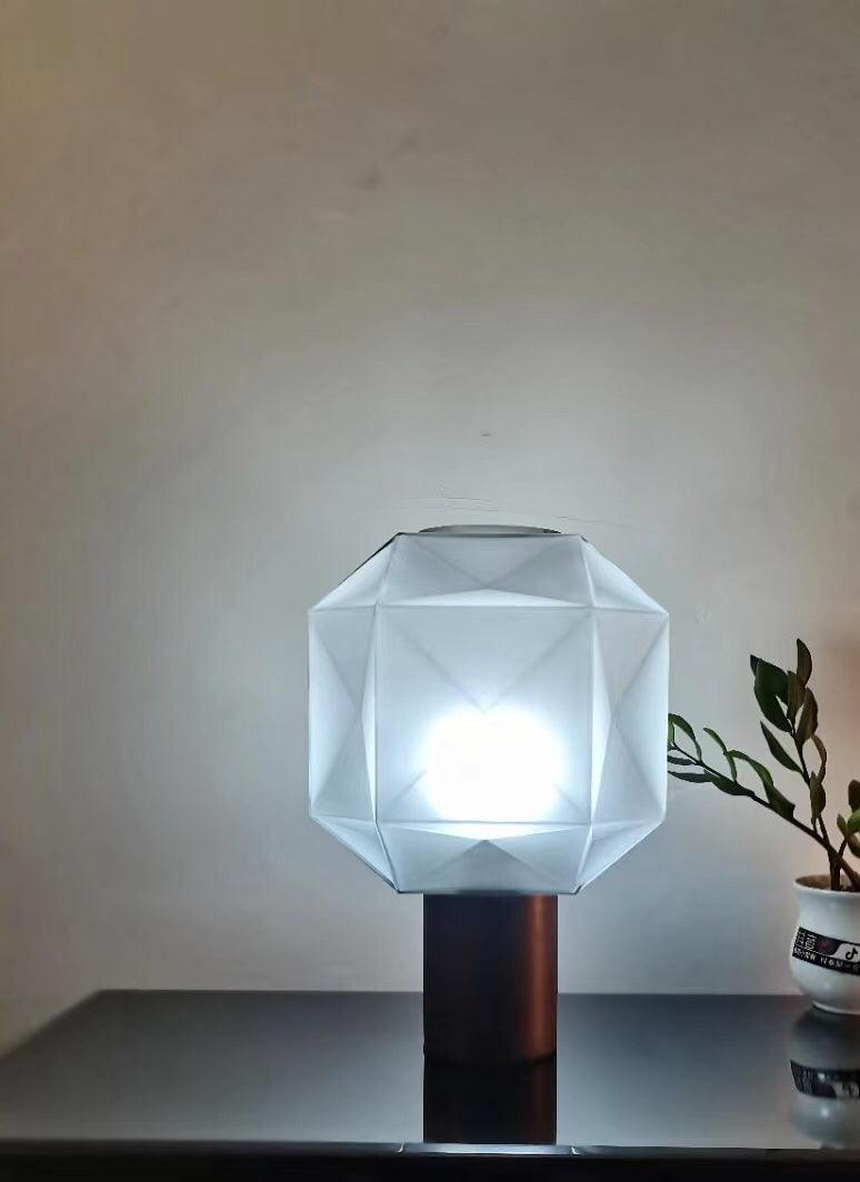 Veylin Table Lamp