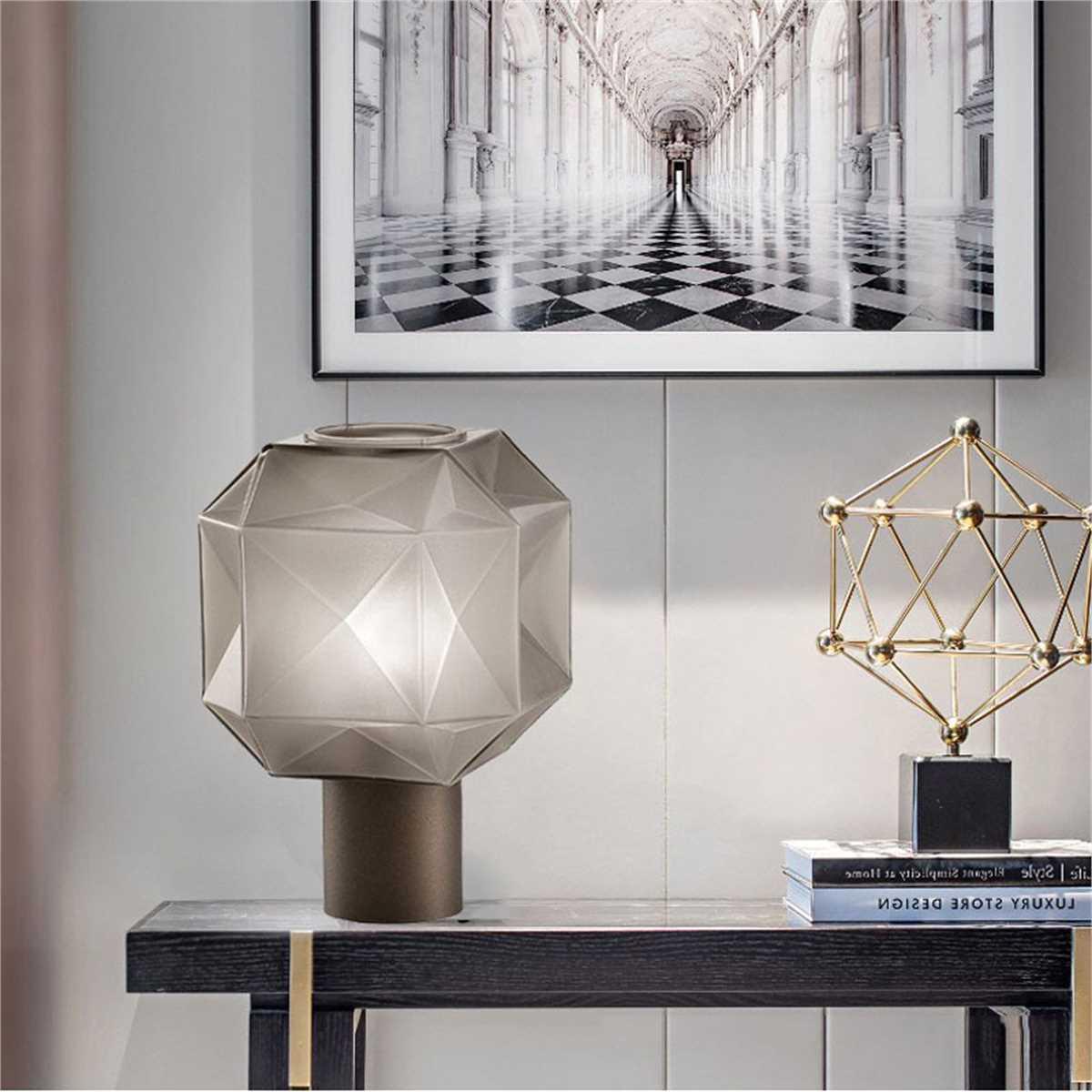 Veylin Table Lamp