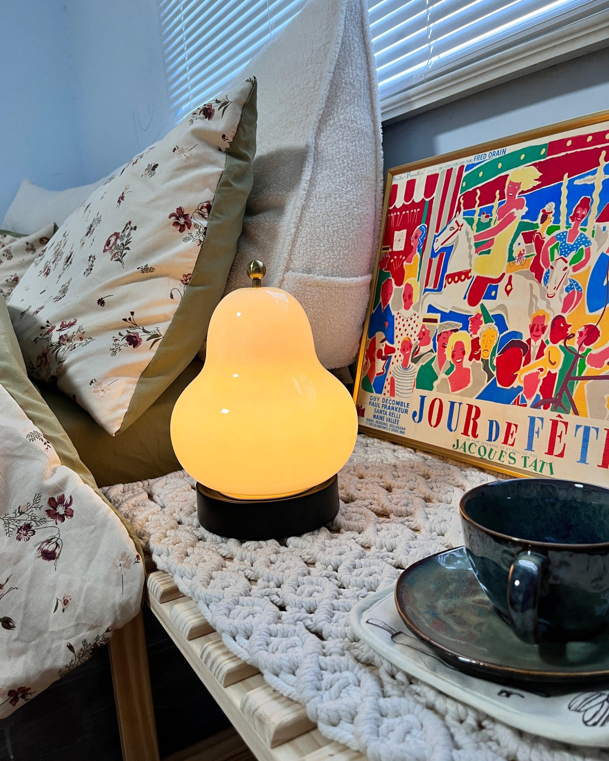 Rivoria Table Lamp (built-in battery)