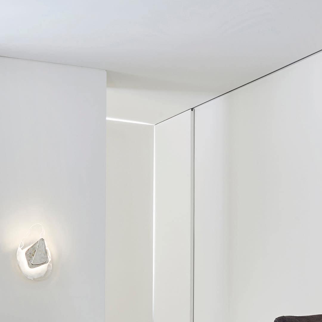 Wuvitos Artistic Black Glass Wall Lamp