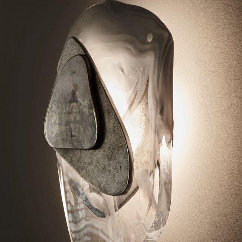 Wuvitos Artistic Black Glass Wall Lamp