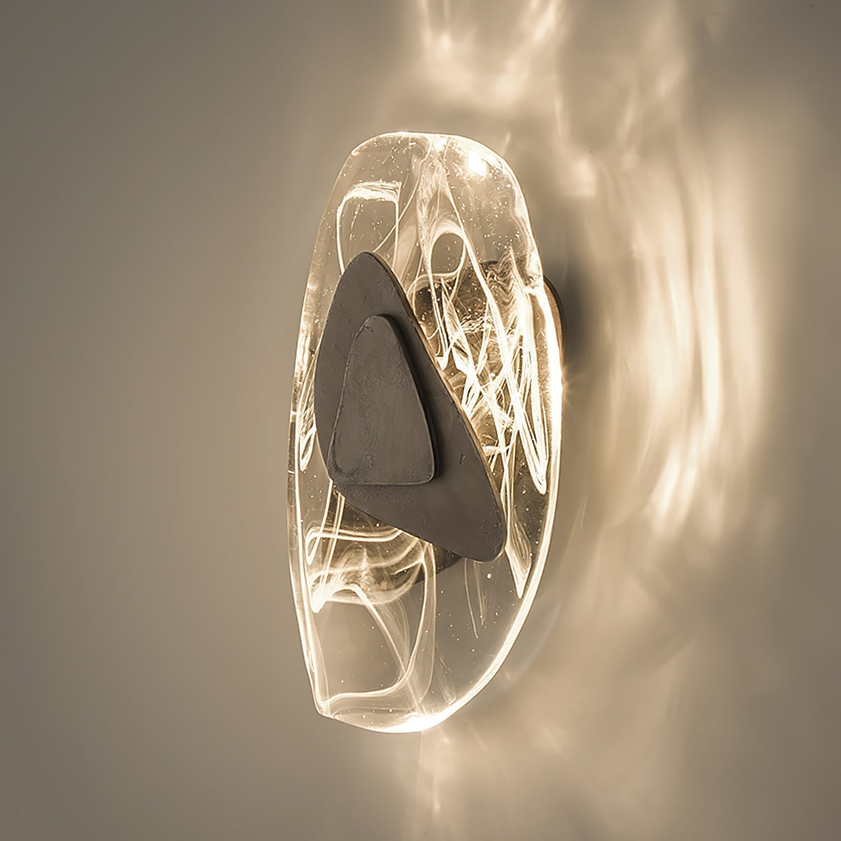 Wuvitos Artistic Black Glass Wall Lamp