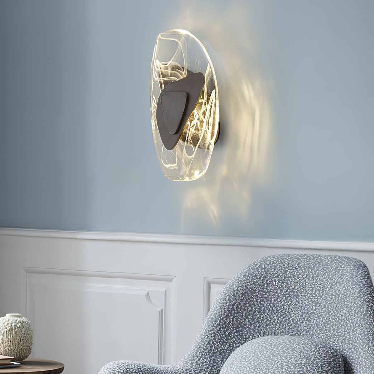 Wuvitos Artistic Black Glass Wall Lamp