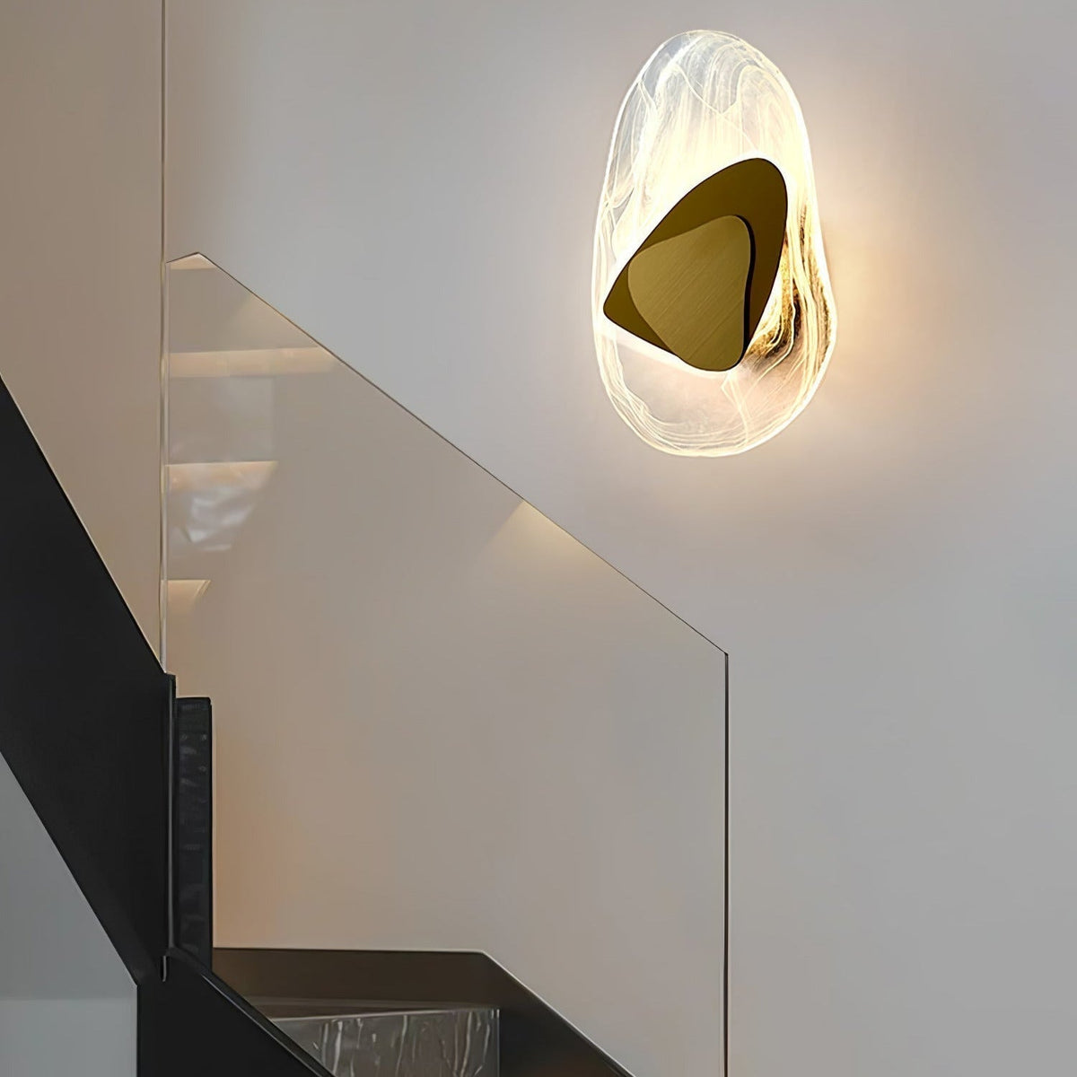 Wuvitos Artistic Black Glass Wall Lamp