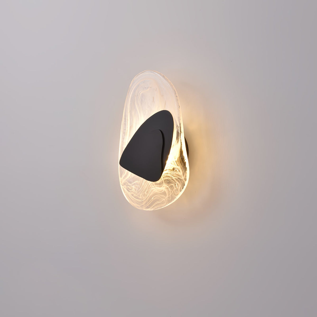 Wuvitos Artistic Black Glass Wall Lamp