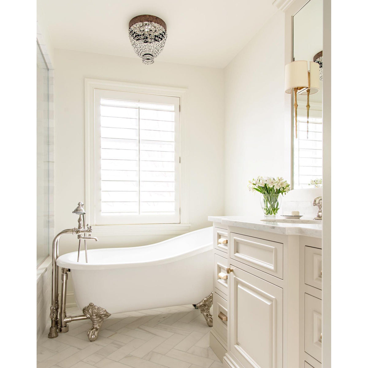 Reneraria Wall Lamp