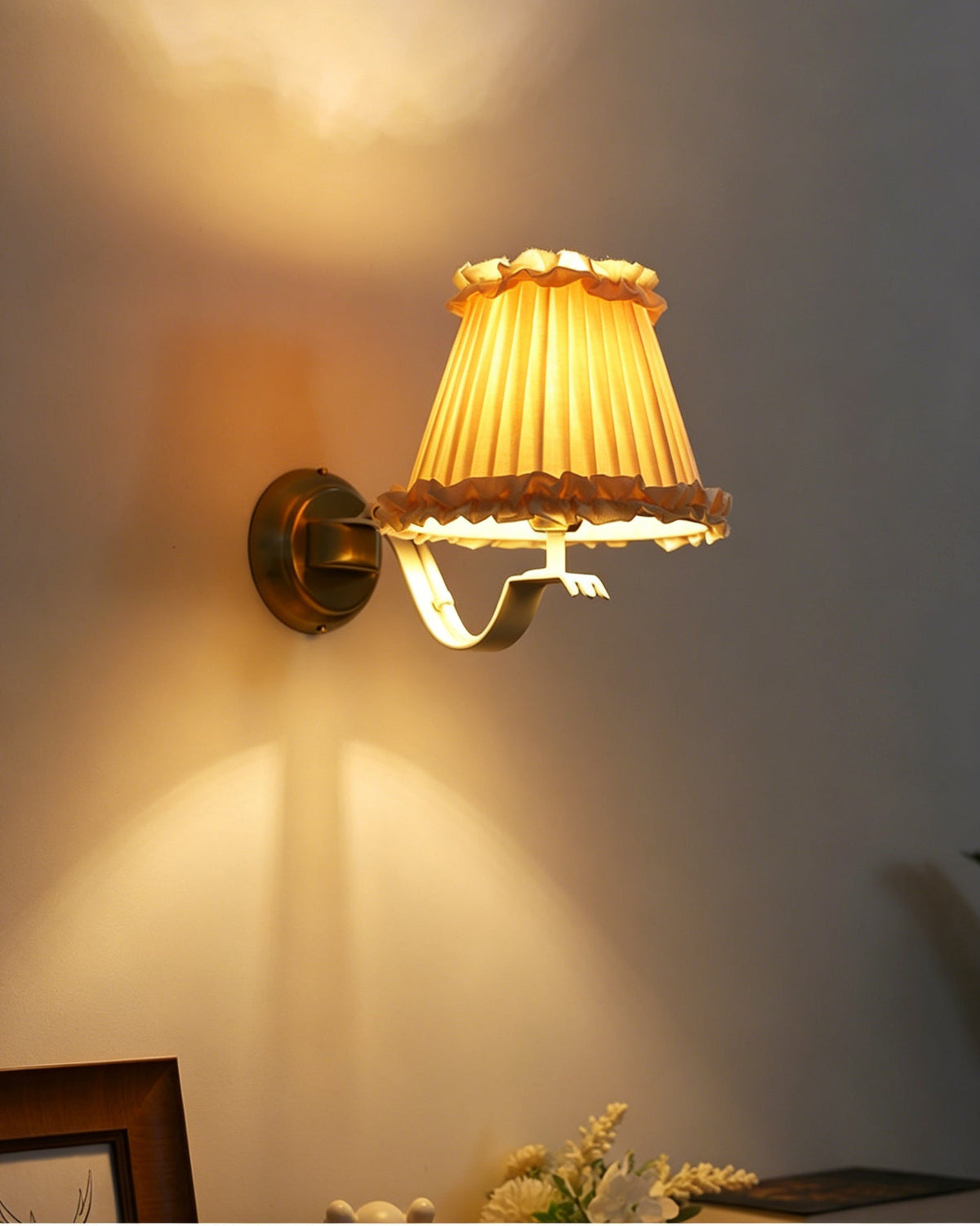 Rosabelle Ruffle Wall Sconce