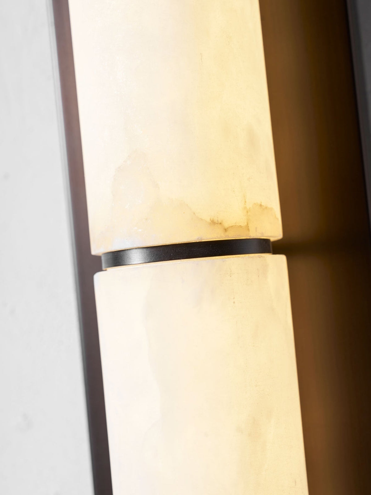 Haelan Wall Lamp