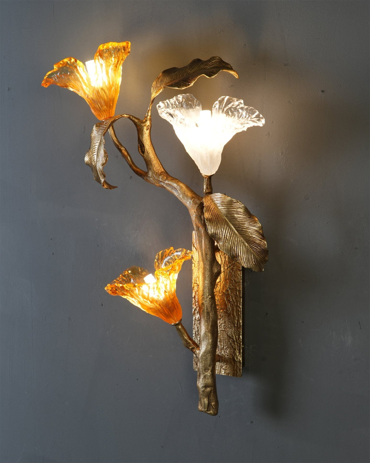Orianaine Branch Brass Sconce