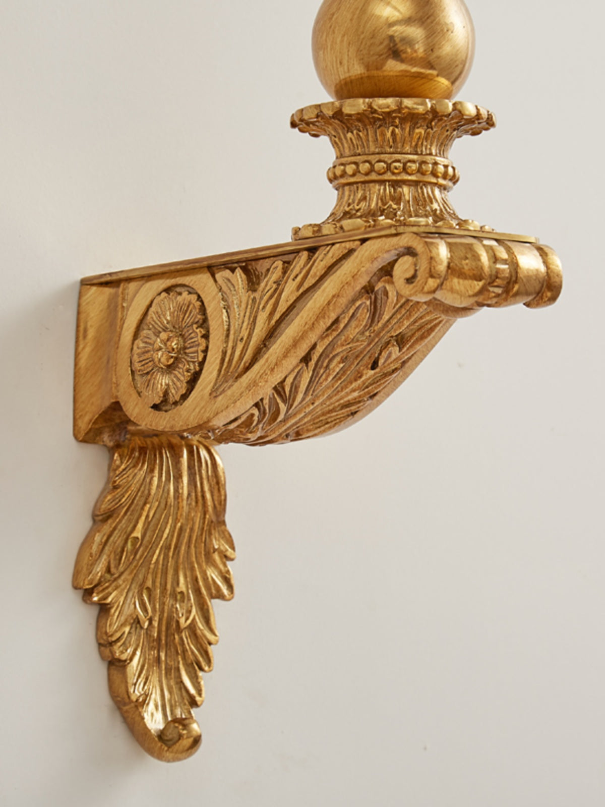 Lysand Brass Wall Lamp