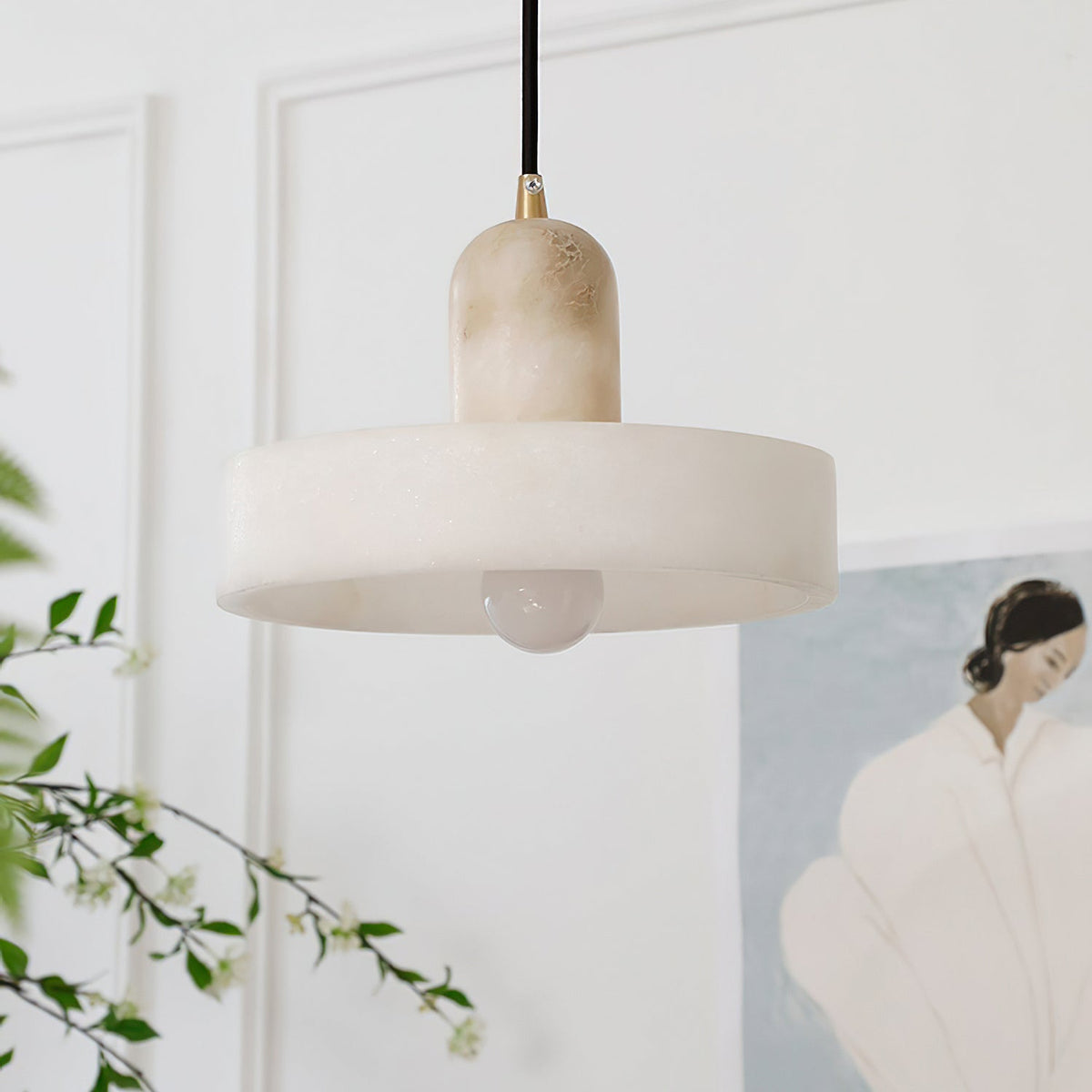 Avenorine Disc Orb Alabaster Pendant Light