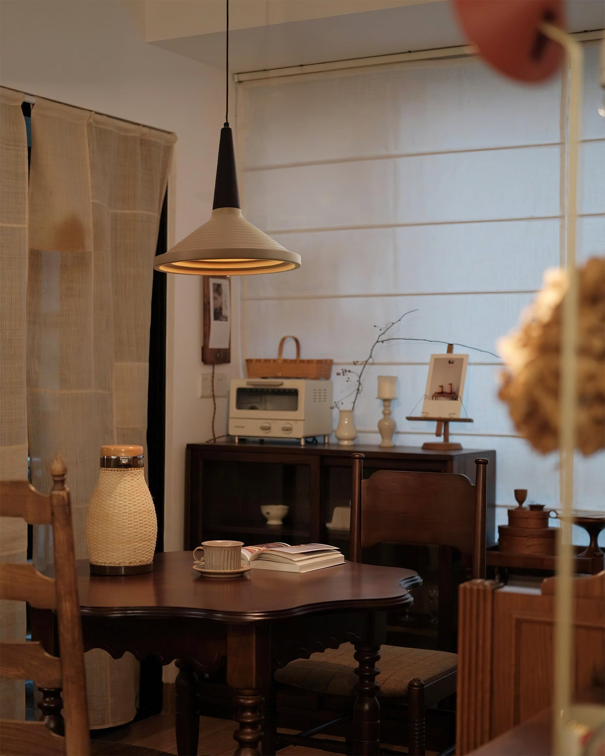 Kianth Pendant Light