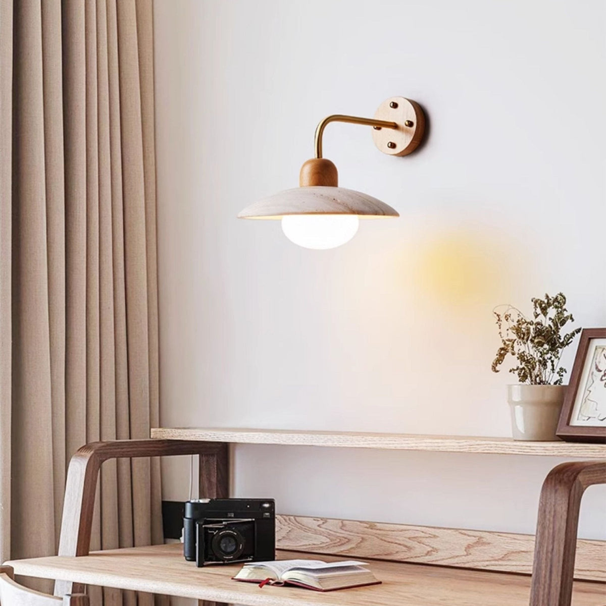 Seren Vale Wall Lamp