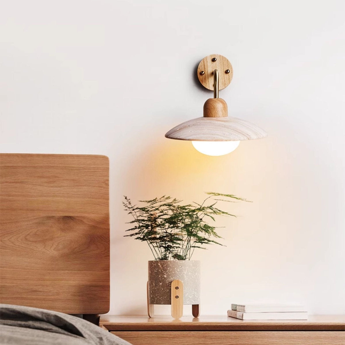 Seren Vale Wall Lamp