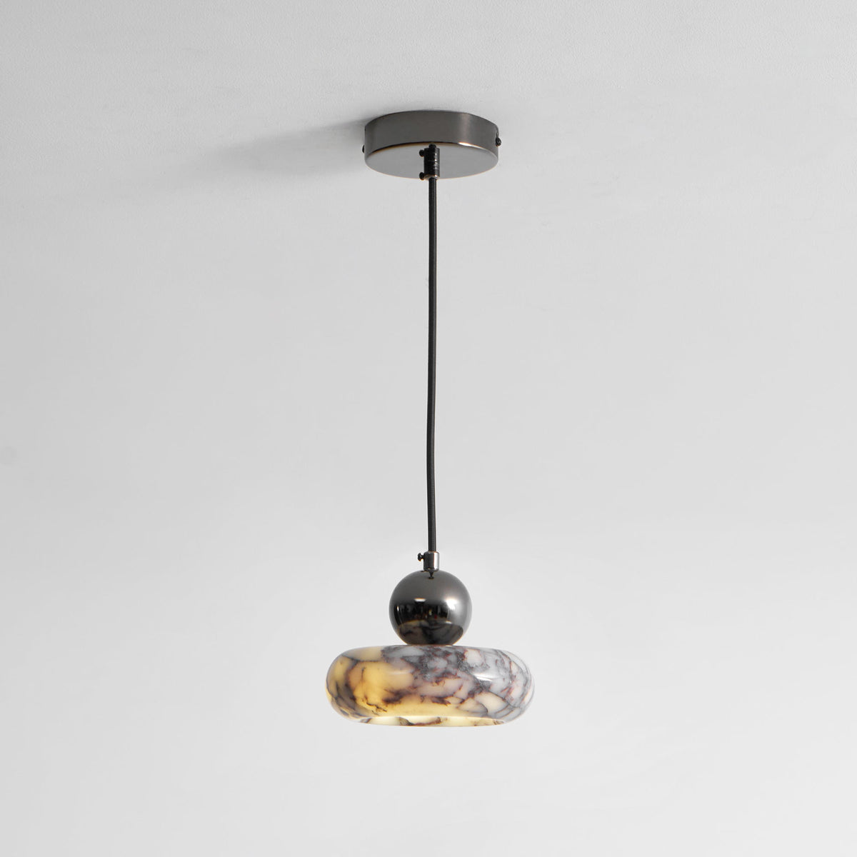 Ridge Marble Pendant Lamp