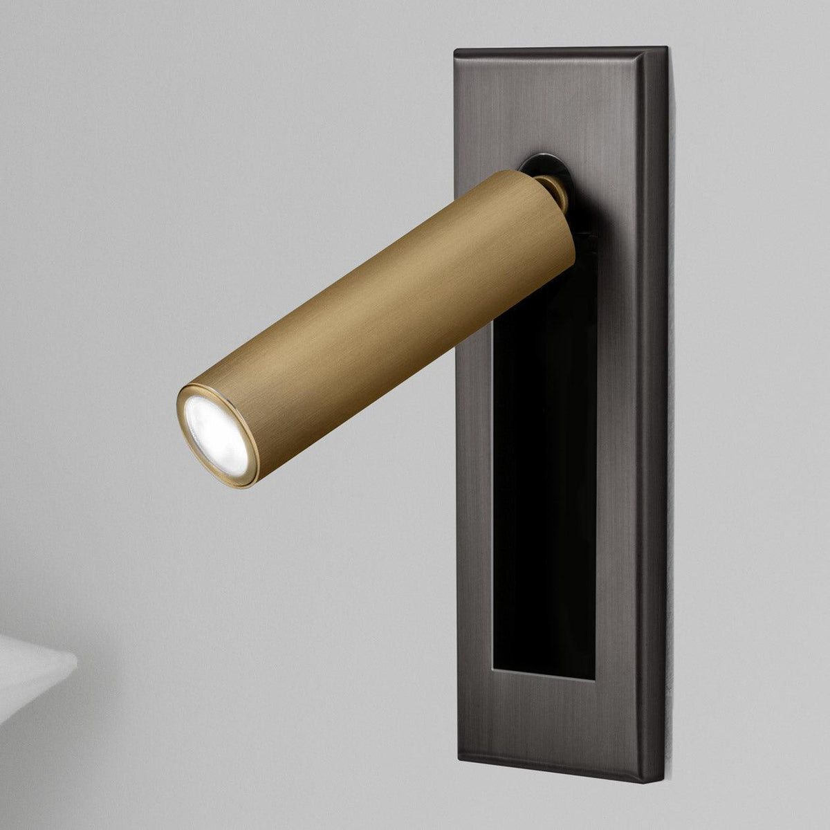 Ciranine Modern Wall Light