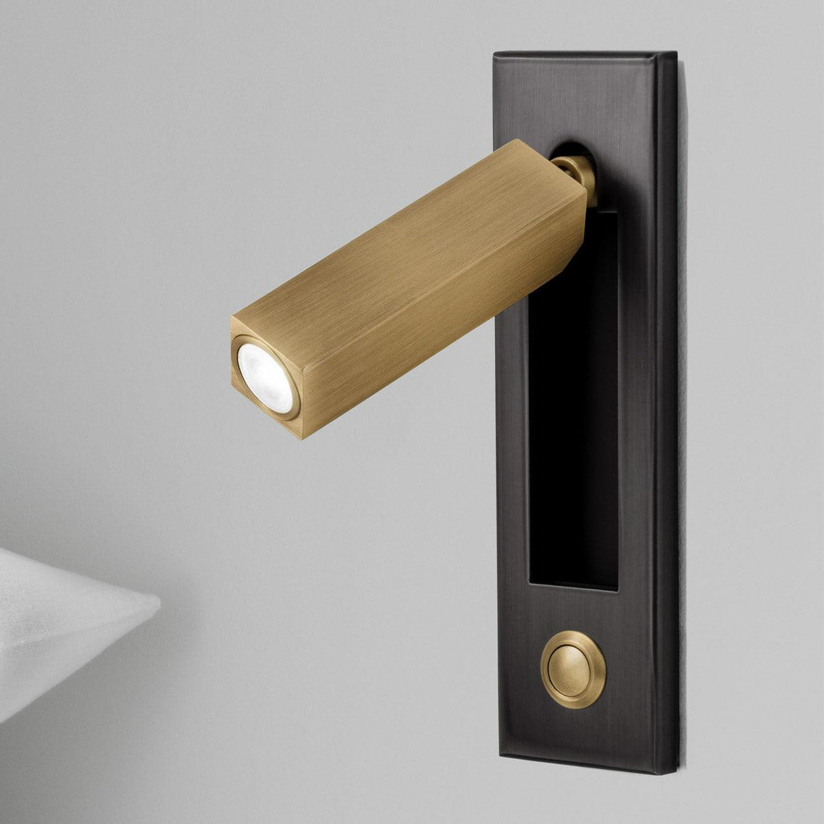 Velerelia Embedded Bedside Plug-in Sconce Wall lamp