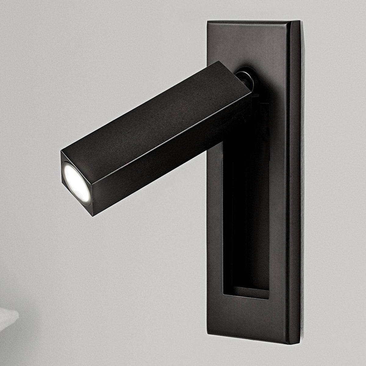 Velerelia Embedded Bedside Plug-in Sconce Wall lamp