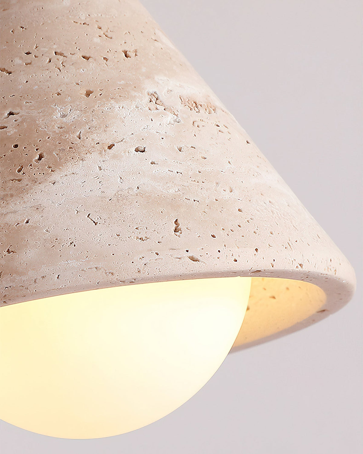 Viraalaine Ceiling Light