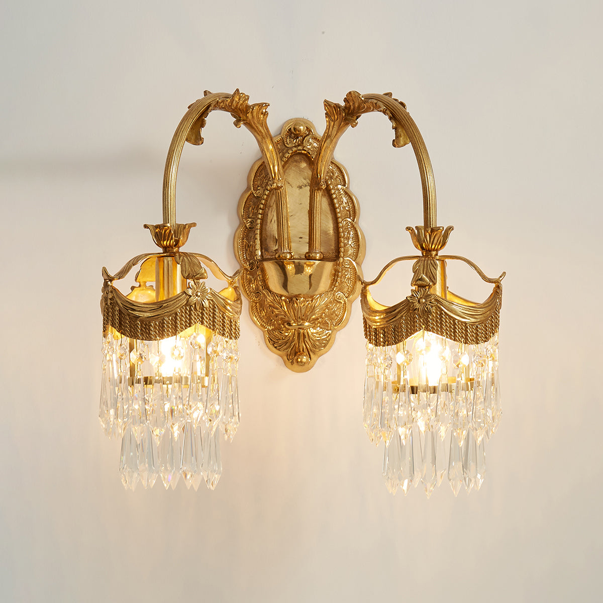 Regalia Brass Wall Lamp