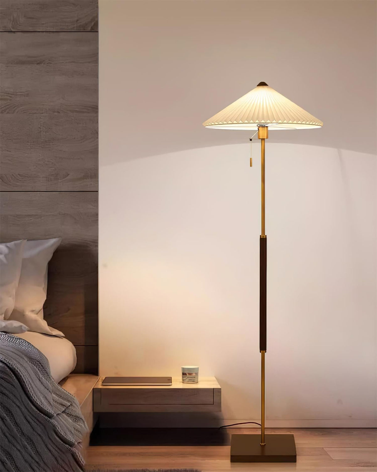 Seliielle Floor Lamp
