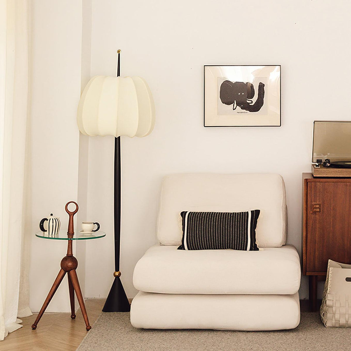 Turnip Floor Lamp