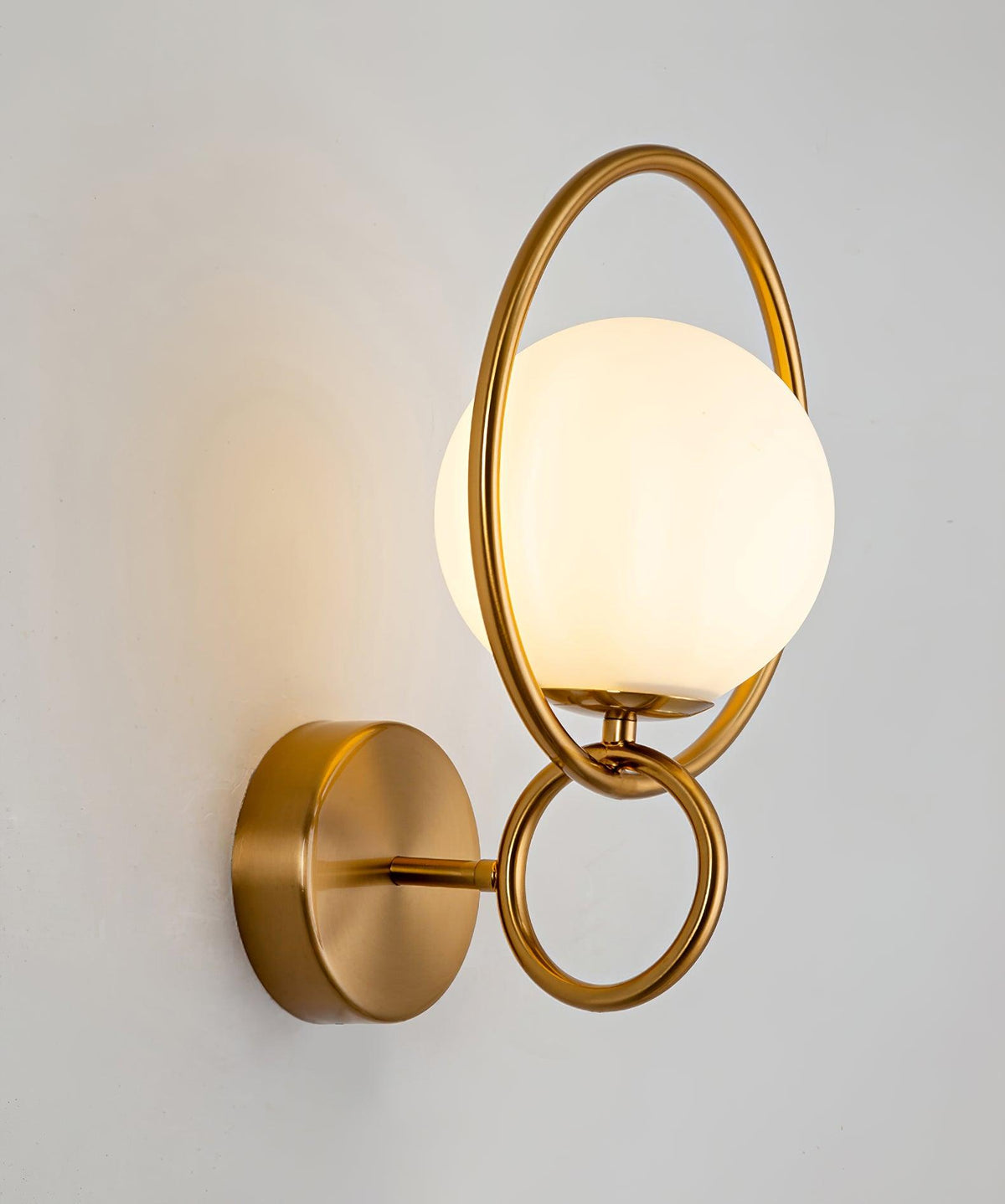 Zesilan Glass Wall Light