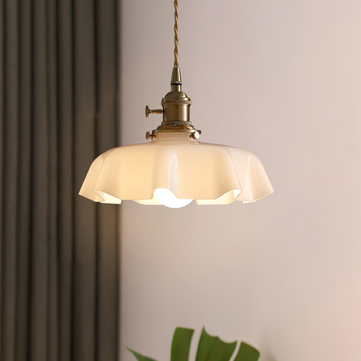 Sepalom Farmhouse Ruffled Pendant Light