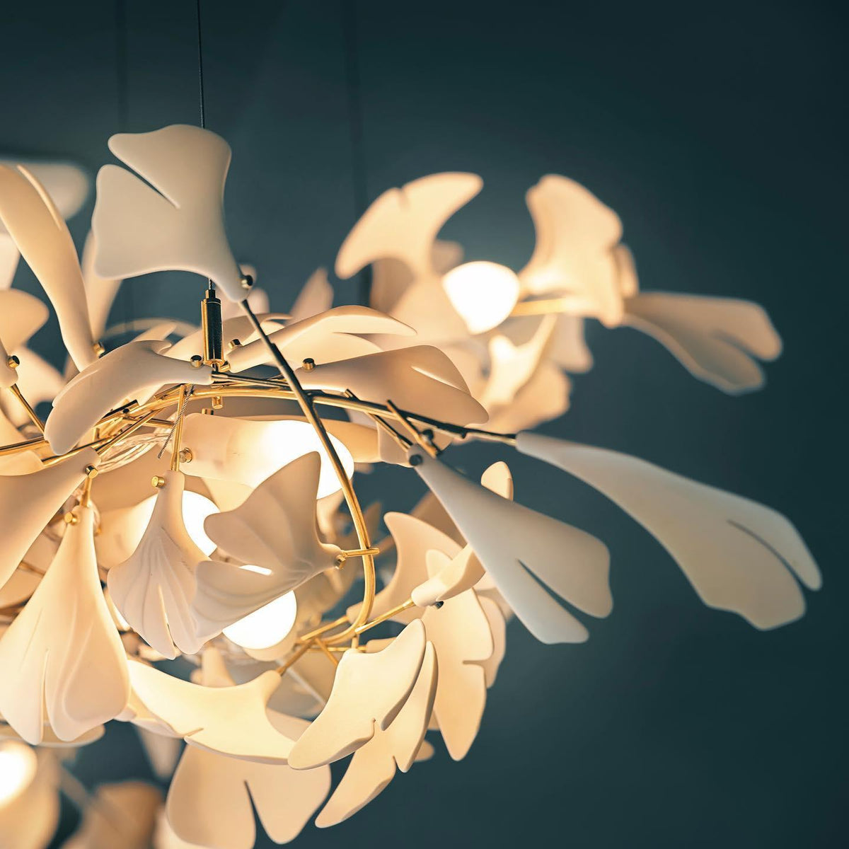 Thalorienne Gingko Chandelier