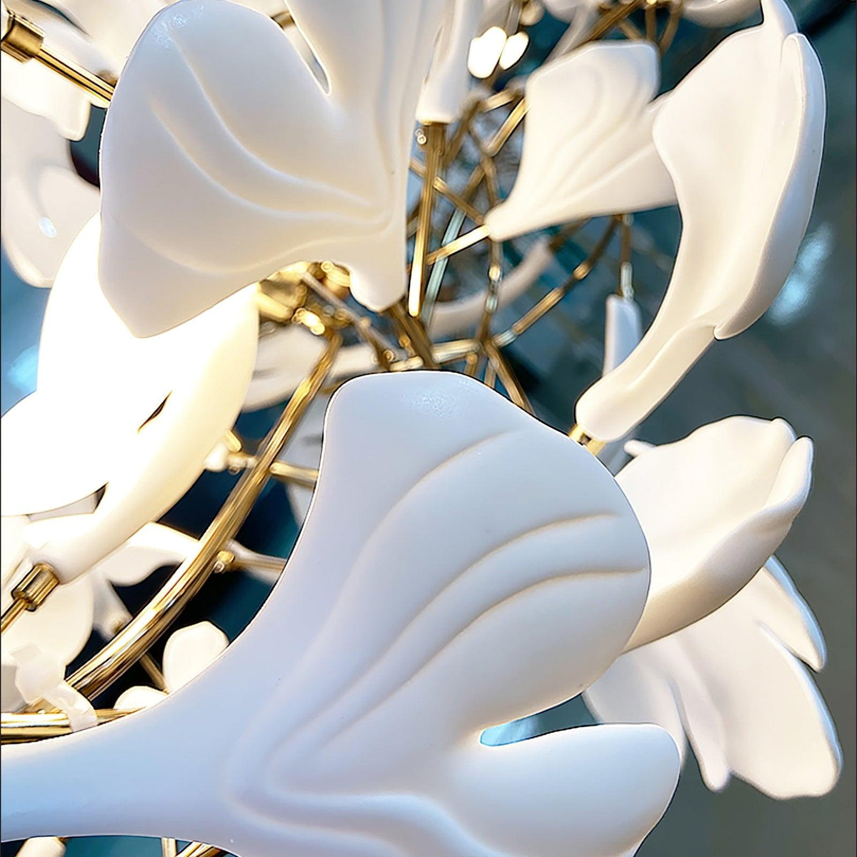 Thalorienne Gingko Chandelier