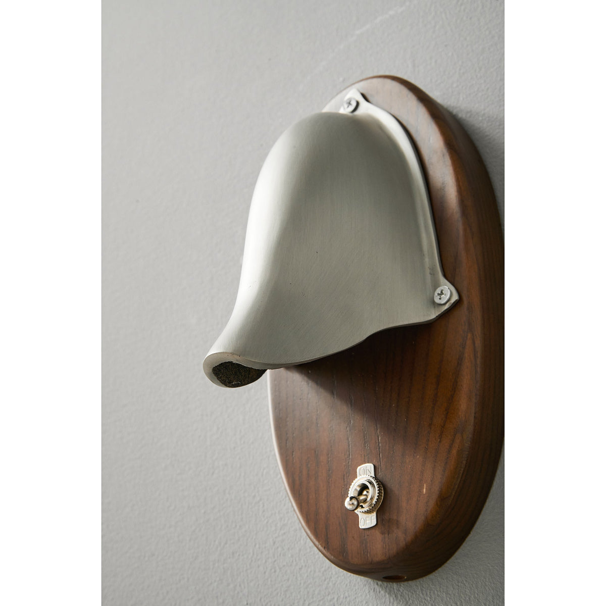 Aurev Ovale Wall Lamp