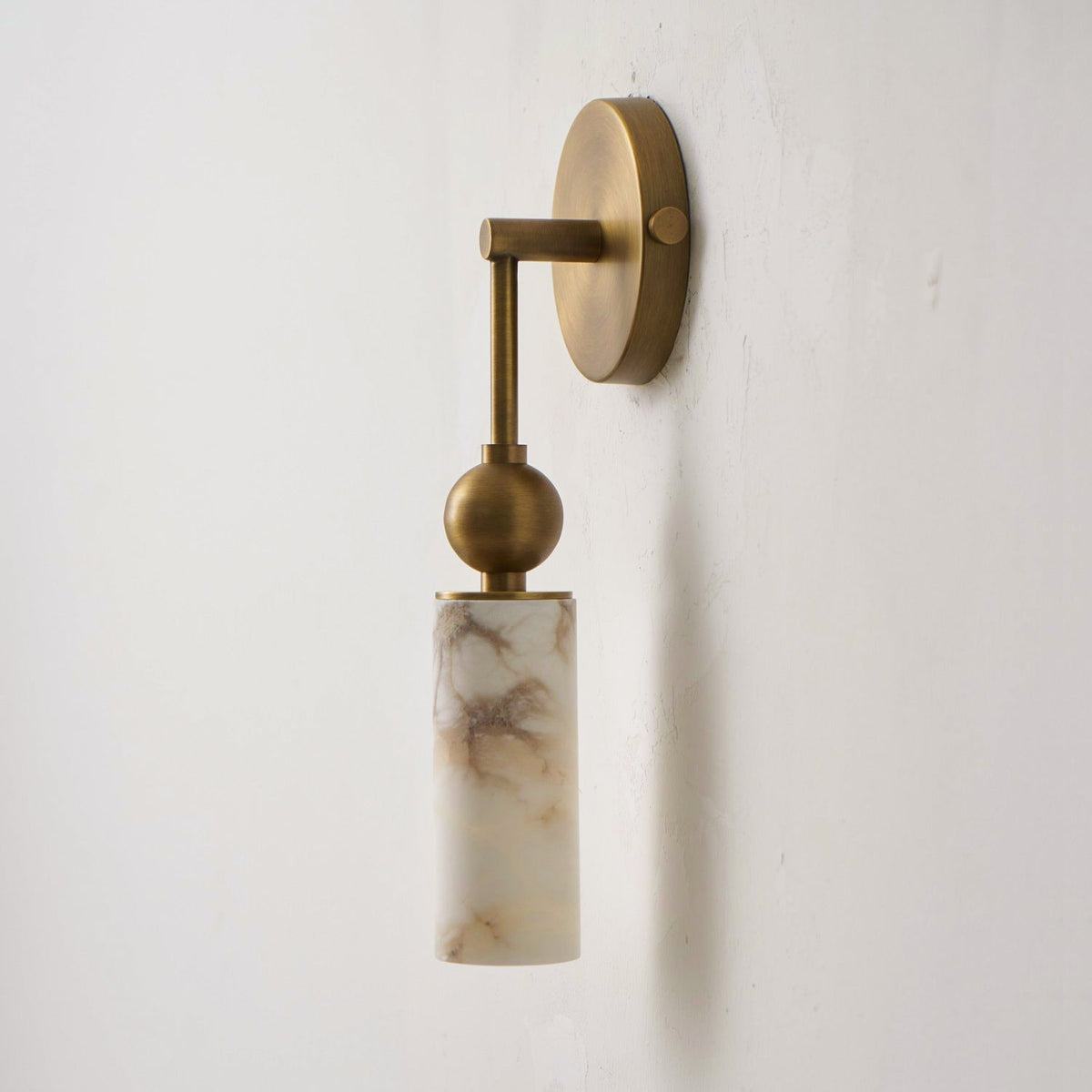 Alvire Alabaster Wall Lamp