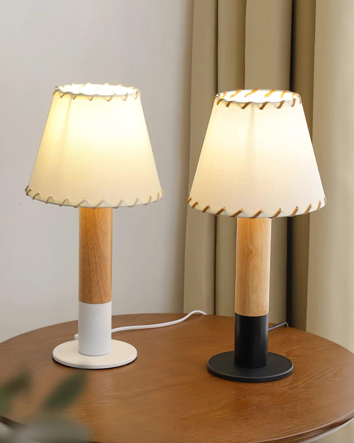 Virainina Table Lamp