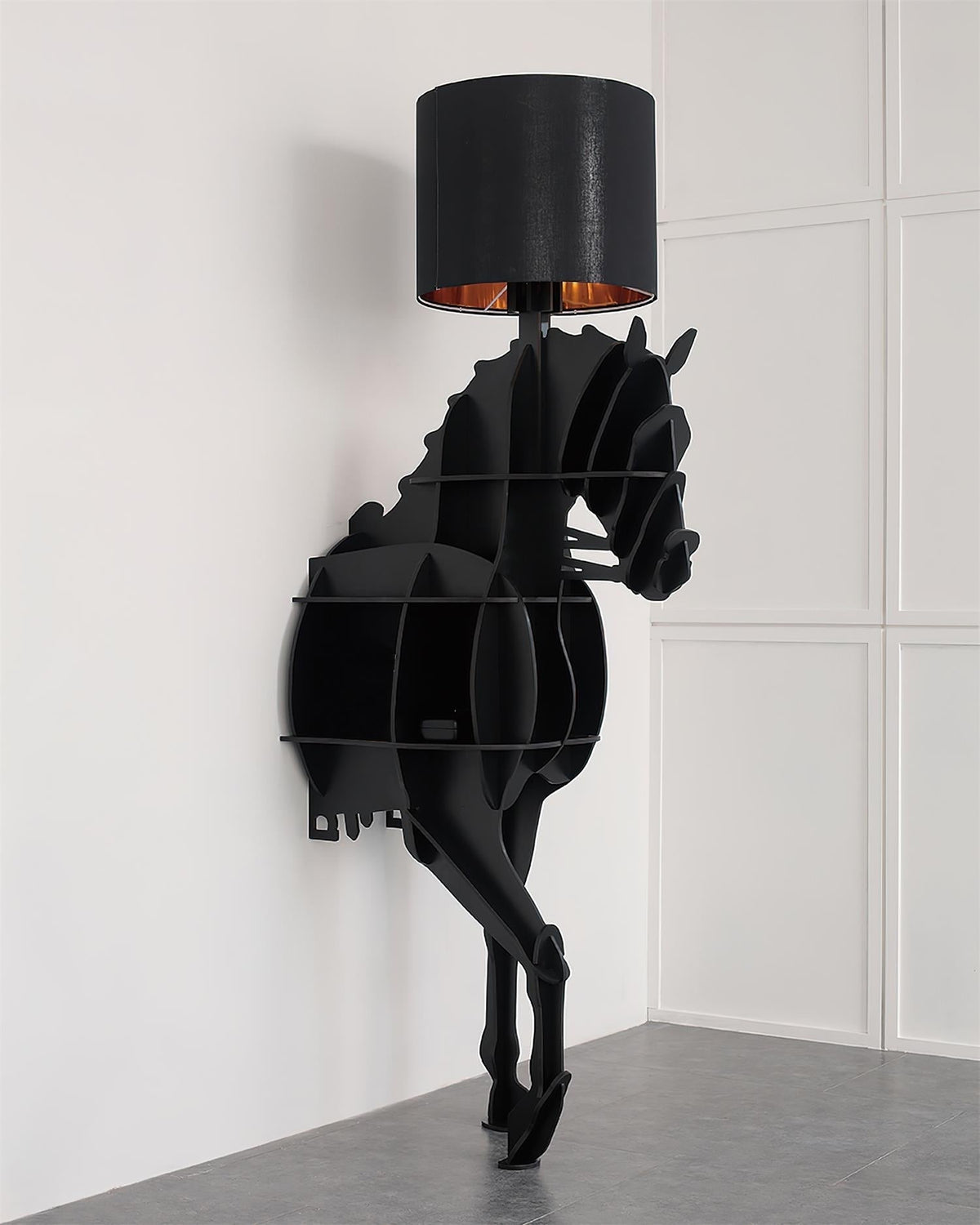 Aveninira Floor Lamp