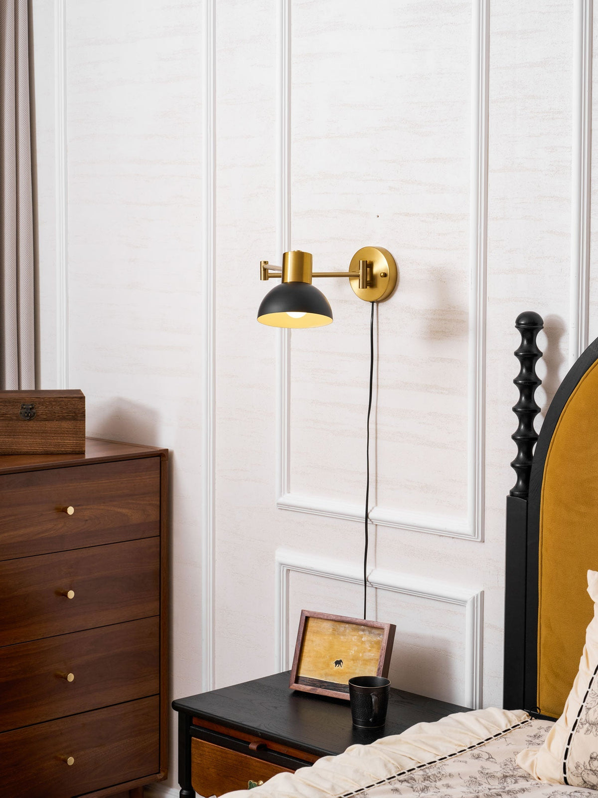 Marqel Indoor Wall Lamp