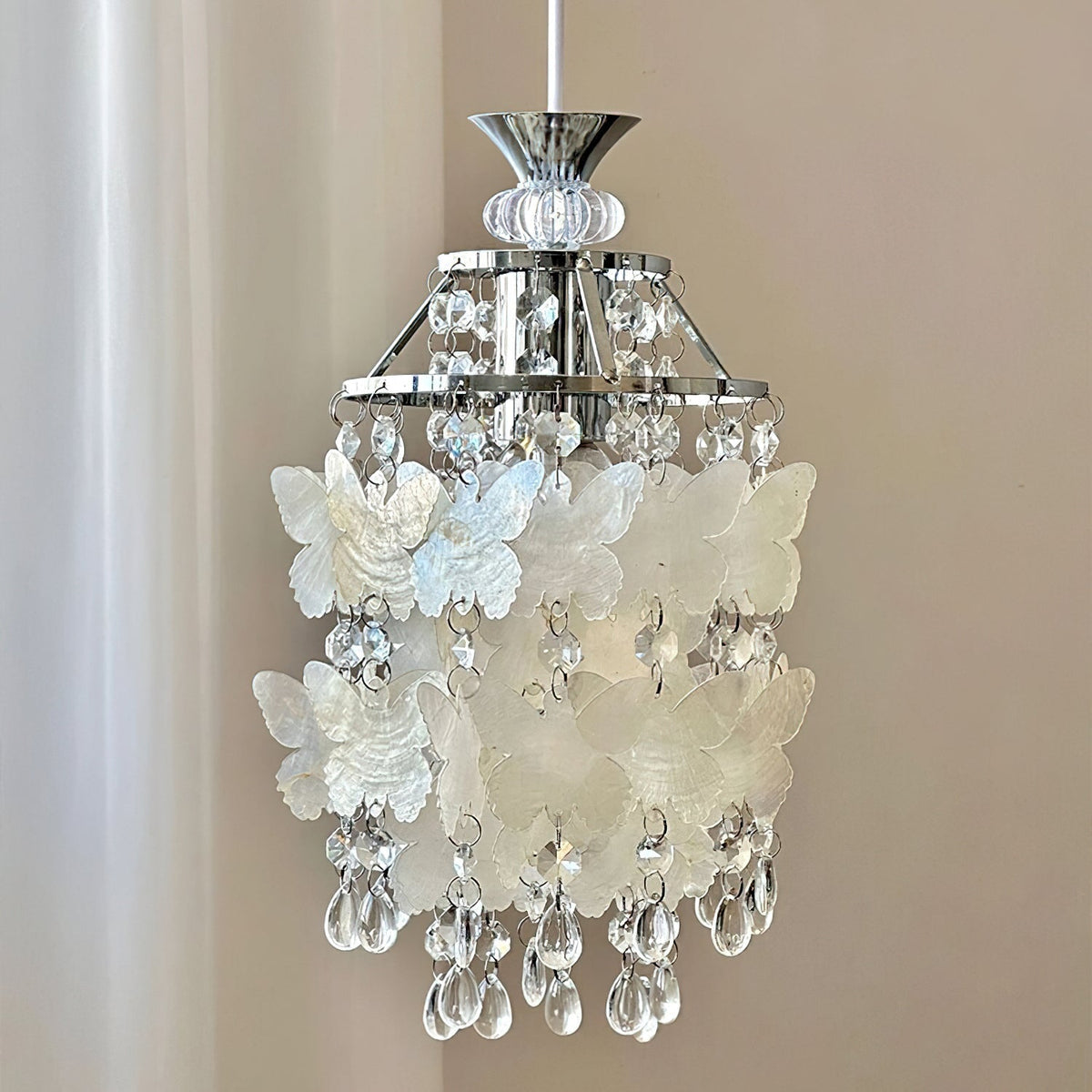 Papiliane Pendant Light