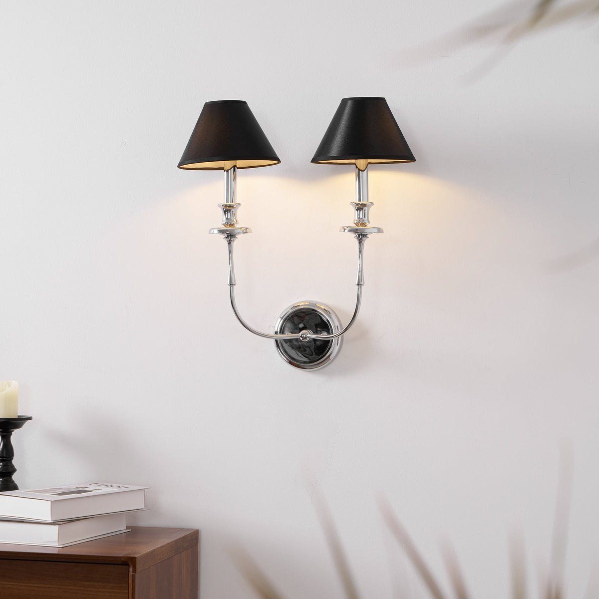 Viraarine Wall Lamp