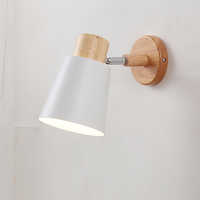 Torvian Wall Lamp