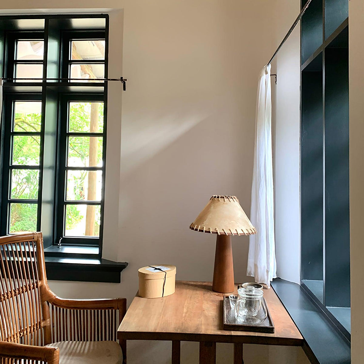 Ciroella Table Lamp