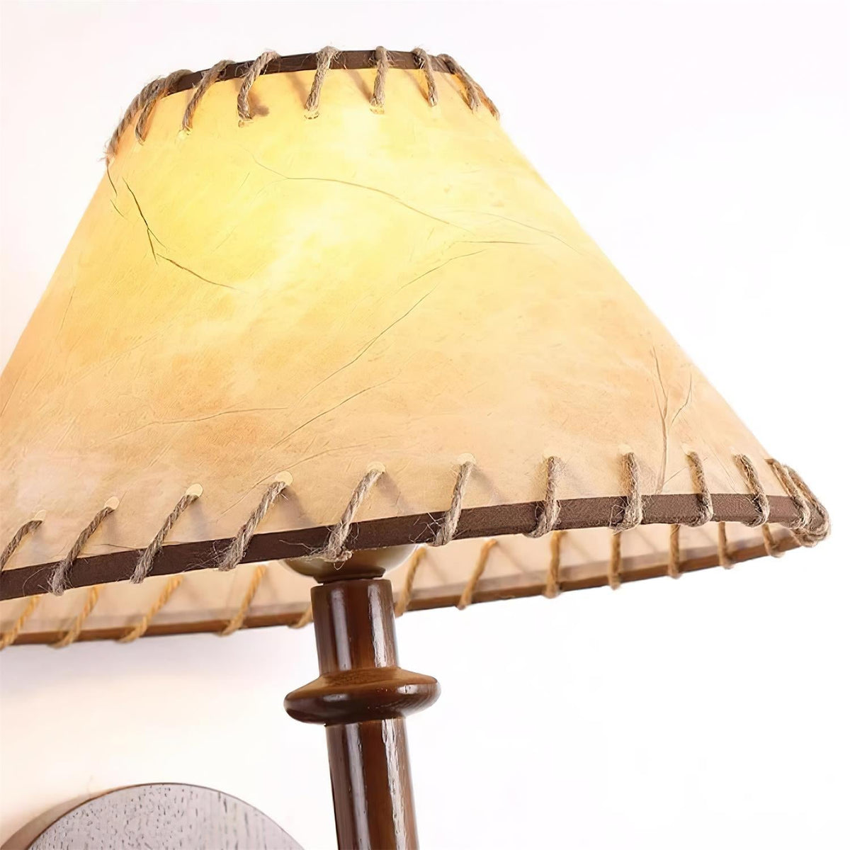 Seloiella Wall Lamp