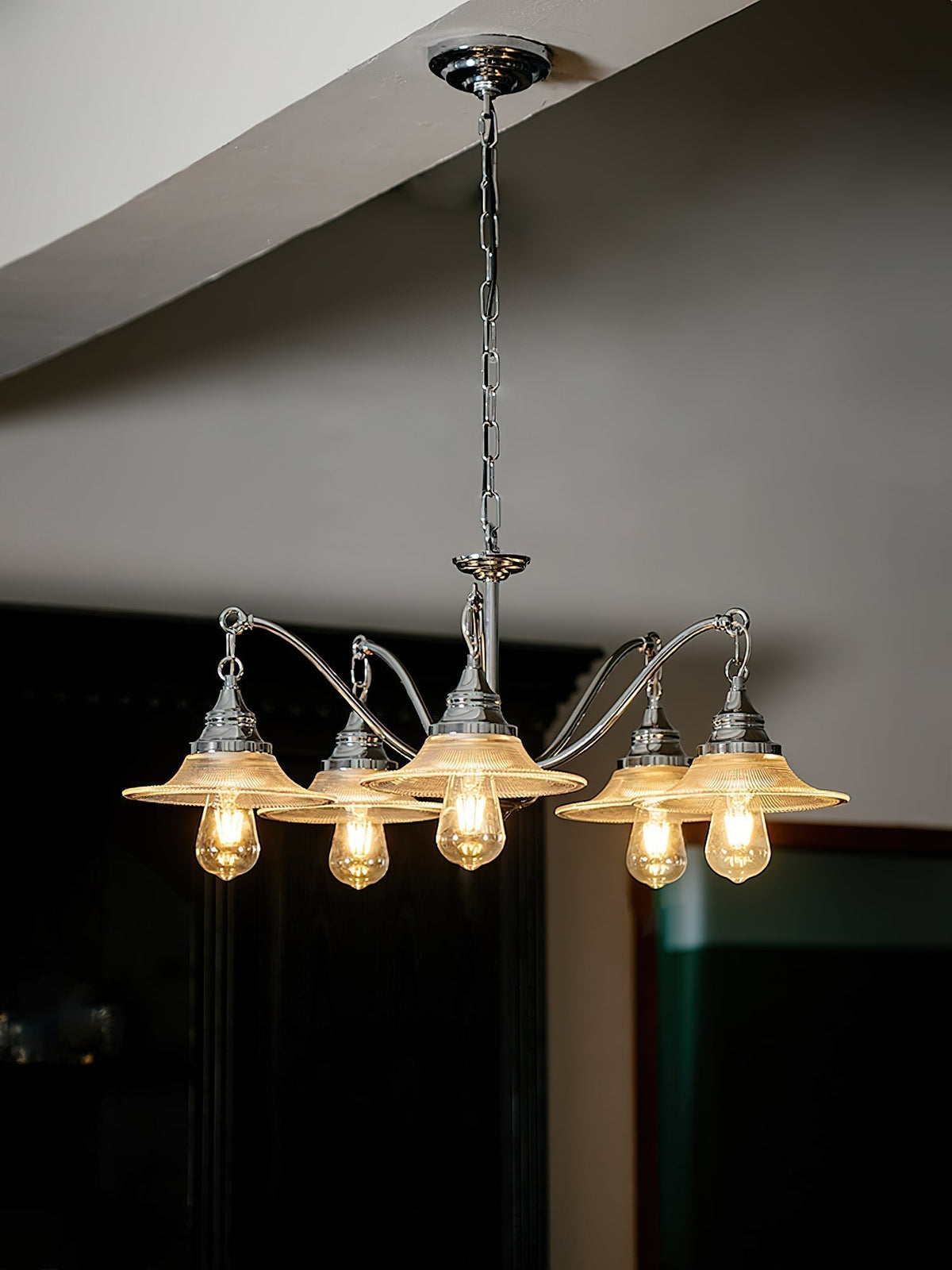 Lumieon Chandelier