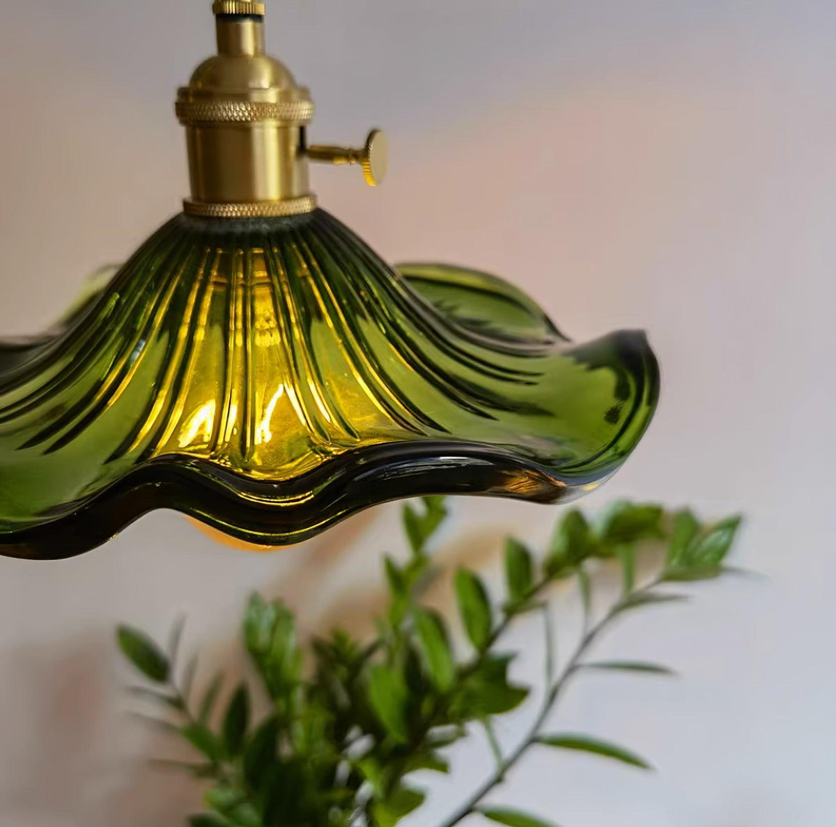 Mirarise Pendant Light