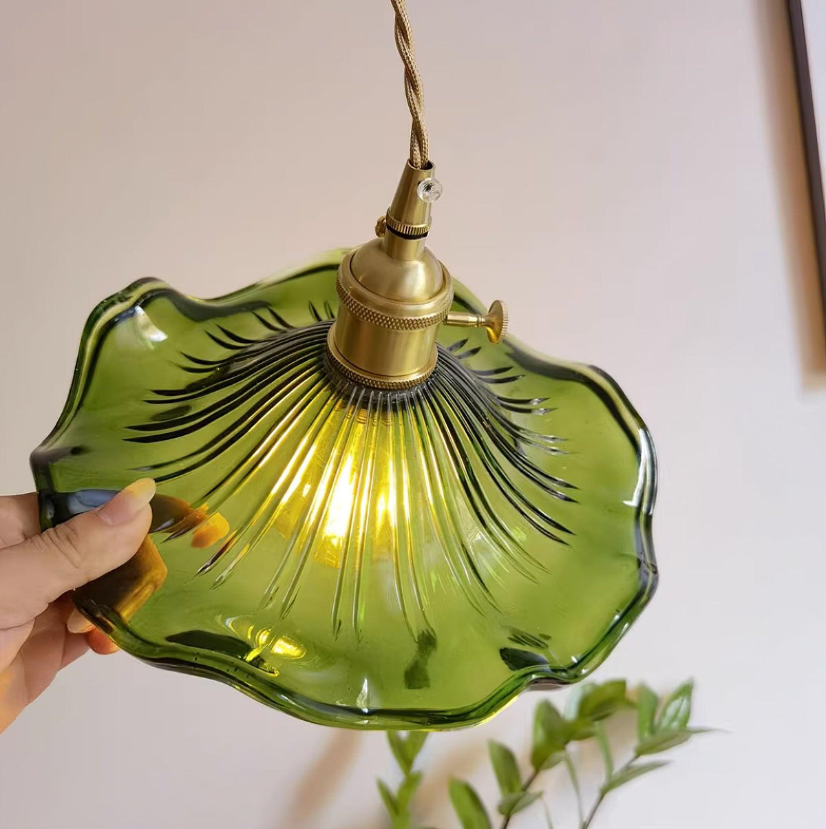 Mirarise Pendant Light