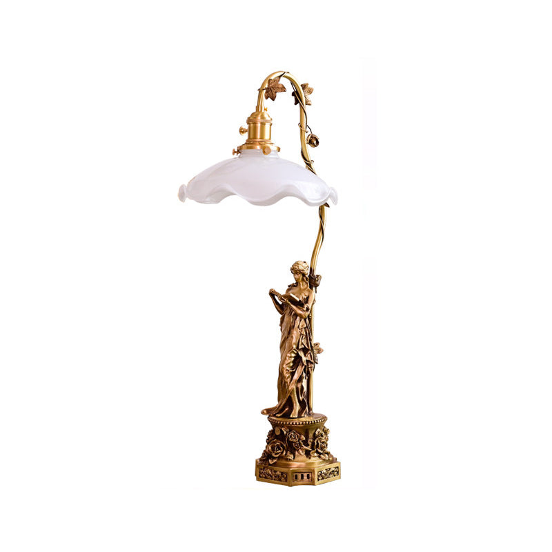 Petalo Lady Statue Glass Table Lamp