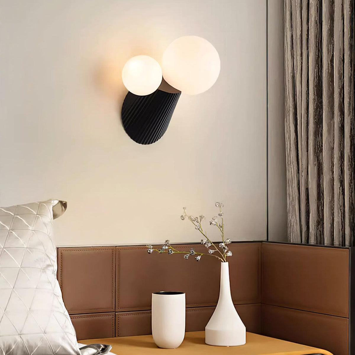 Lumarelia Wall Light