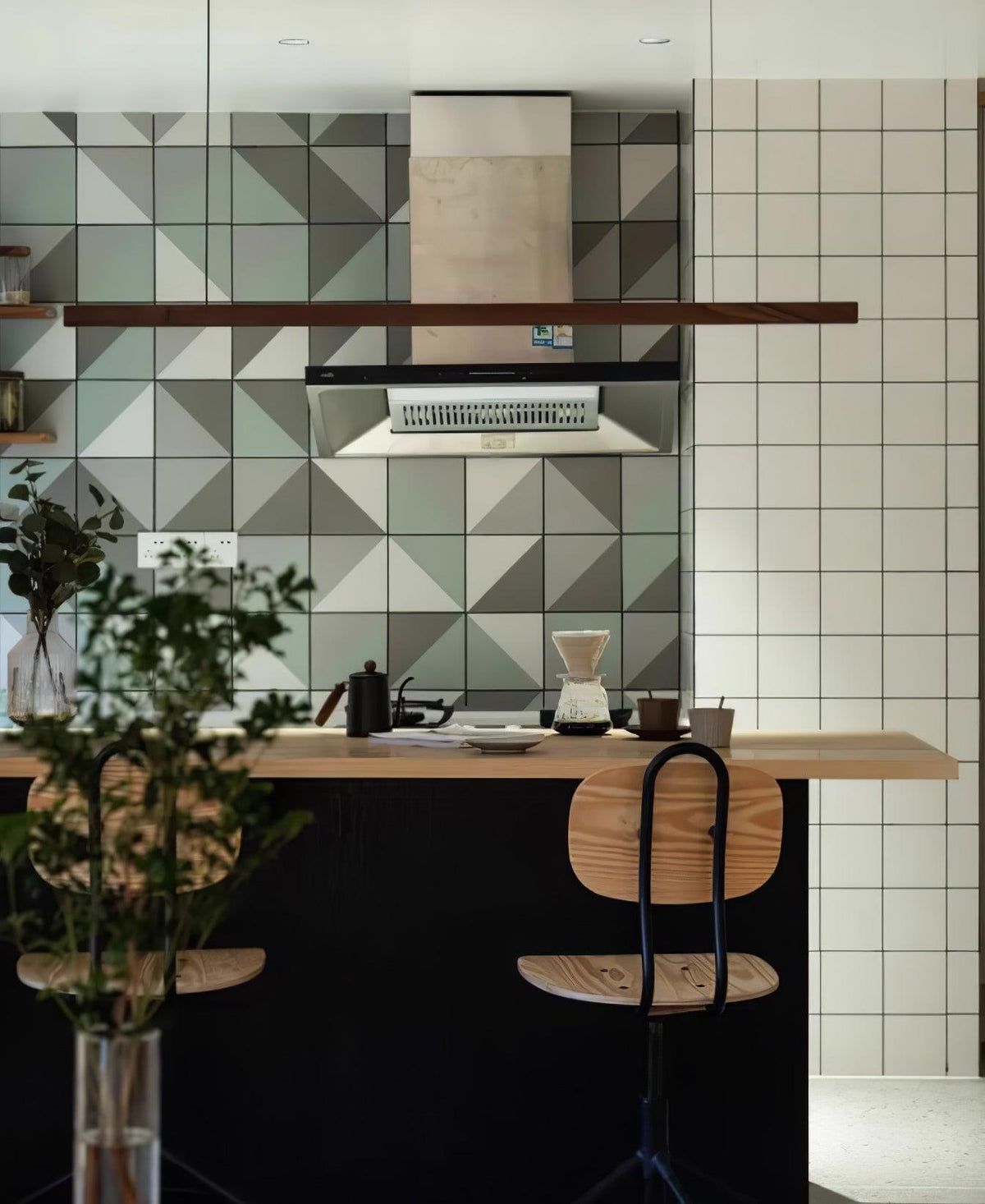 Aro Linear Wooden Pendant Light