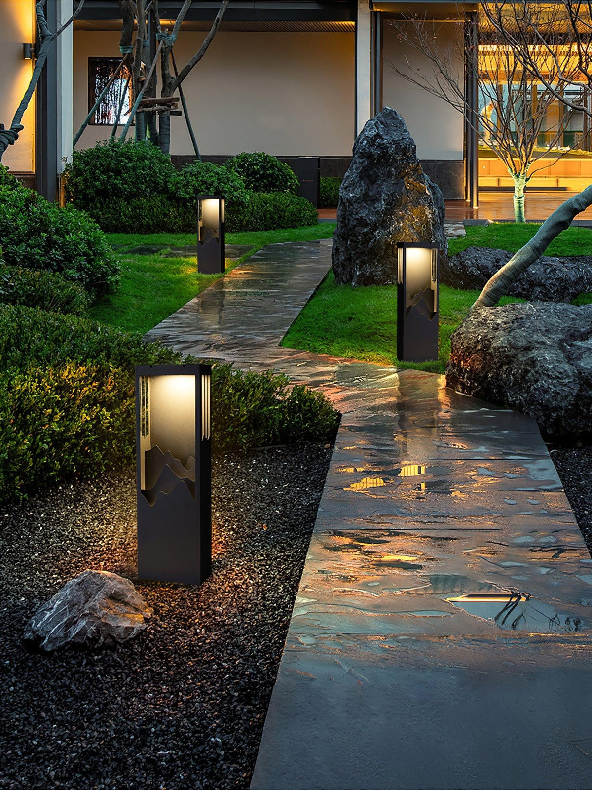 Gildas Solar Outdoor Light