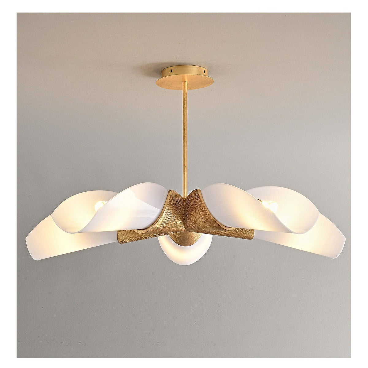 Orelenora Bloom Chandelier